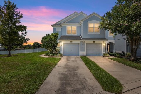 Adosado en venta en Ocala, Florida, 3 dormitorios, 143.26 m2 № 1265523 - foto 1