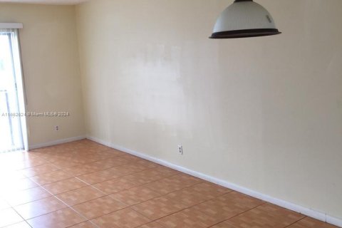 Copropriété à vendre à Miramar, Floride: 2 chambres, 77.29 m2 № 1372529 - photo 17