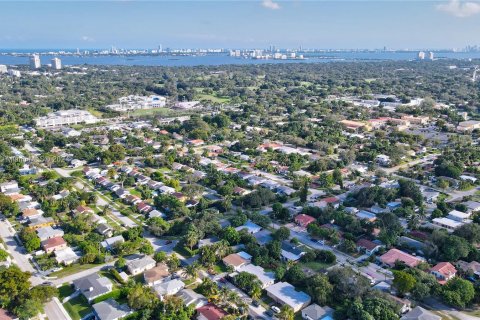 Villa ou maison à vendre à Miami, Floride: 4 chambres, 192.77 m2 № 1372460 - photo 29