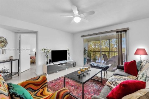 Condominio en venta en Pembroke Pines, Florida, 2 dormitorios, 126.72 m2 № 1226577 - foto 12