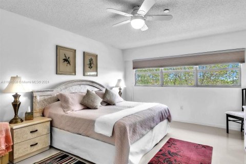 Condominio en venta en Pembroke Pines, Florida, 2 dormitorios, 126.72 m2 № 1226577 - foto 26