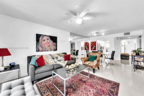 Condominio en venta en Pembroke Pines, Florida, 2 dormitorios, 126.72 m2 № 1226577 - foto 11