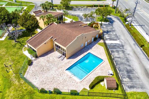 Condo in Pembroke Pines, Florida, 3 bedrooms  № 1060034 - photo 22