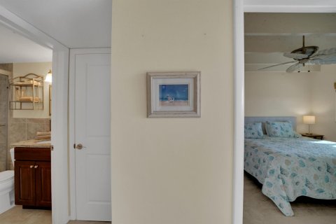 Copropriété à vendre à South Palm Beach, Floride: 1 chambre, 49.98 m2 № 1071244 - photo 24