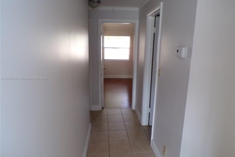 Townhouse in Plantation, Florida 3 bedrooms, 137.5 sq.m. № 1370476 - photo 24