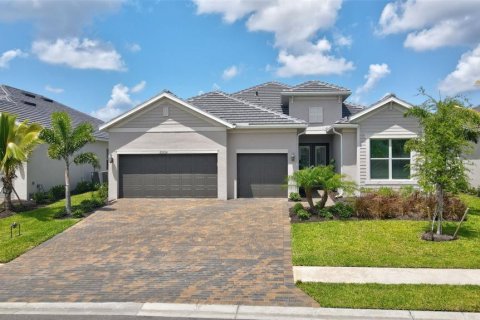 Villa ou maison à vendre à Punta Gorda, Floride: 3 chambres, 228.63 m2 № 1297068 - photo 1