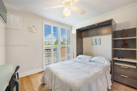 Touwnhouse à vendre à Fort Lauderdale, Floride: 4 chambres, 223.89 m2 № 1381805 - photo 11