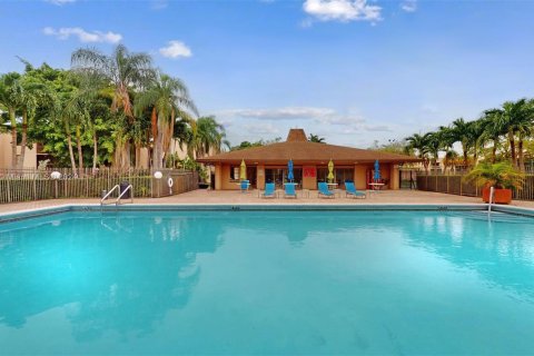 Copropriété à vendre à Miami, Floride: 2 chambres, 86.96 m2 № 1381804 - photo 29