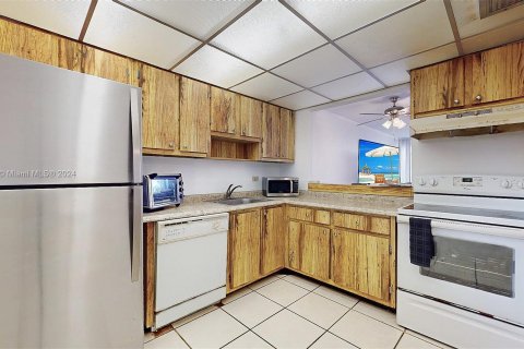 Copropriété à vendre à Miami, Floride: 2 chambres, 86.96 m2 № 1381804 - photo 2