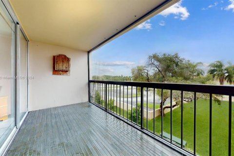 Condominio en venta en Miami, Florida, 2 dormitorios, 86.96 m2 № 1381804 - foto 22