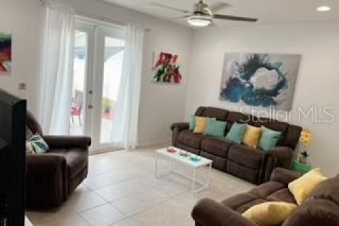 Casa en venta en Davenport, Florida, 3 dormitorios, 121.7 m2 № 1283100 - foto 3