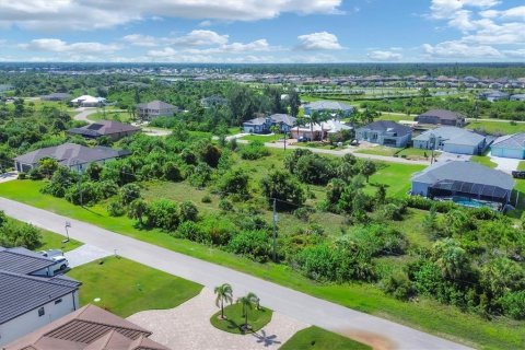 Terreno en venta en Port Charlotte, Florida № 1296761 - foto 1