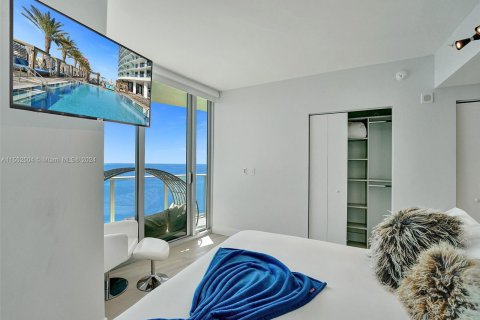 Condominio en venta en Hollywood, Florida, 3 dormitorios, 162.76 m2 № 1072118 - foto 8