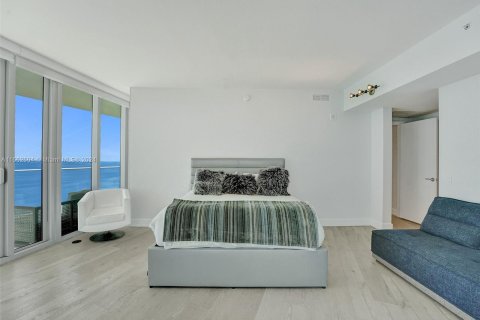 Condominio en venta en Hollywood, Florida, 3 dormitorios, 162.76 m2 № 1072118 - foto 9