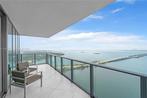 Copropriété à vendre à Miami, Floride: 3 chambres, 151.8 m2 № 1072156 - photo 4