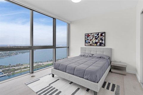 Condo in Miami, Florida, 3 bedrooms  № 1072156 - photo 23