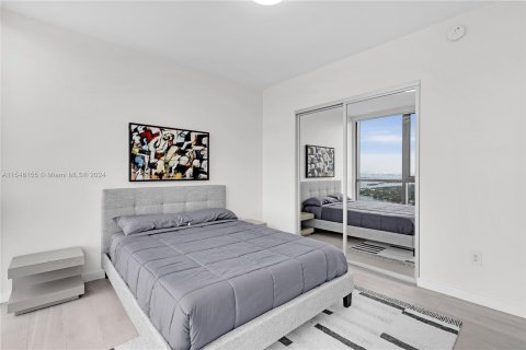 Condo in Miami, Florida, 3 bedrooms  № 1072156 - photo 25