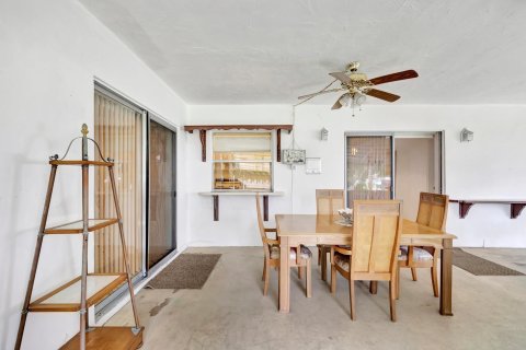 Casa en venta en Tamarac, Florida, 2 dormitorios, 120.03 m2 № 1068483 - foto 4