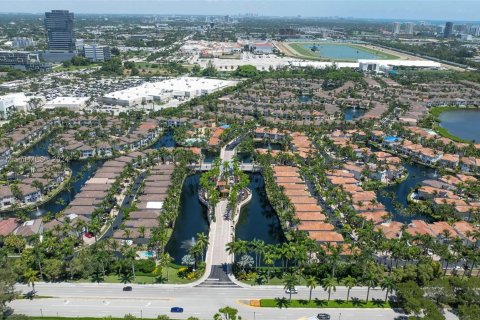 Casa en venta en Aventura, Florida, 4 dormitorios, 257.34 m2 № 1294401 - foto 20