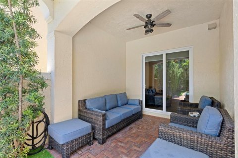 Villa ou maison à vendre à Aventura, Floride: 4 chambres, 257.34 m2 № 1294401 - photo 30