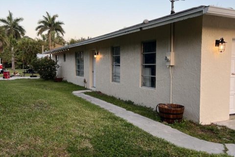 Villa ou maison à vendre à Hobe Sound, Floride: 3 chambres, 188.22 m2 № 1171210 - photo 1