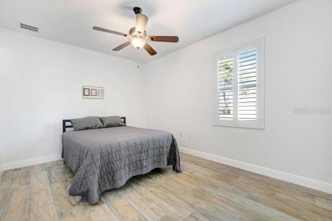 Casa en venta en Merrit Island, Florida, 4 dormitorios, 211.72 m2 № 1195963 - foto 14