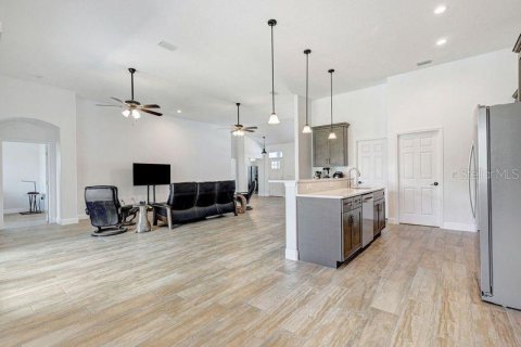 Casa en venta en Merrit Island, Florida, 4 dormitorios, 211.72 m2 № 1195963 - foto 8