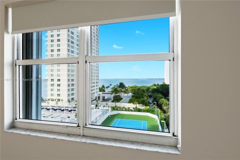 Copropriété à vendre à Miami, Floride: 2 chambres, 89.93 m2 № 1292624 - photo 15