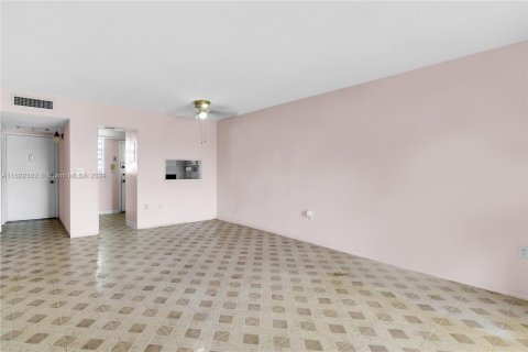 Copropriété à vendre à Aventura, Floride: 1 chambre, 70.88 m2 № 1269245 - photo 18