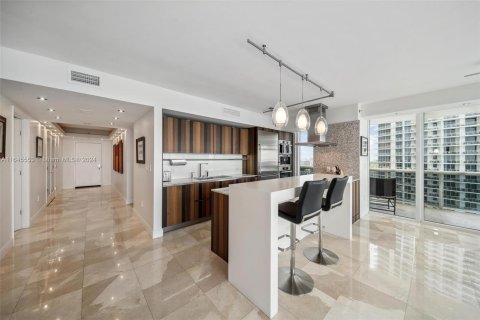 Copropriété à vendre à Hallandale Beach, Floride: 3 chambres, 193.05 m2 № 1328043 - photo 7