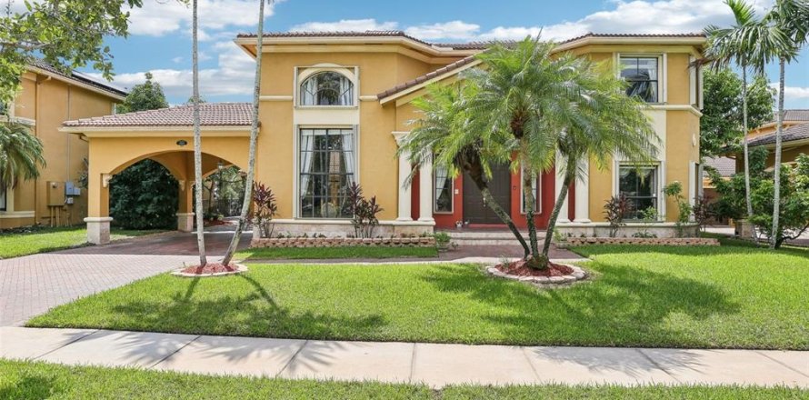 Casa en Miramar, Florida 5 dormitorios, 404.31 m2 № 1361466