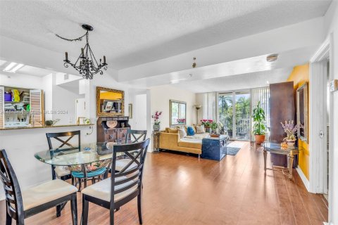 Copropriété à vendre à Dania Beach, Floride: 2 chambres, 94.76 m2 № 1321404 - photo 4