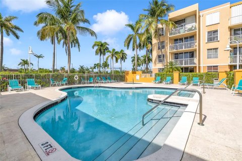 Copropriété à vendre à Dania Beach, Floride: 2 chambres, 94.76 m2 № 1321404 - photo 17