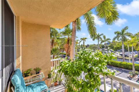 Copropriété à vendre à Dania Beach, Floride: 2 chambres, 94.76 m2 № 1321404 - photo 8