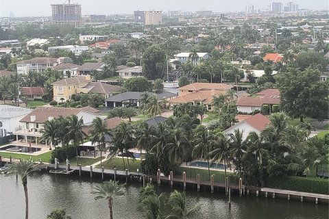 Condo in Aventura, Florida, 2 bedrooms  № 1348765 - photo 23