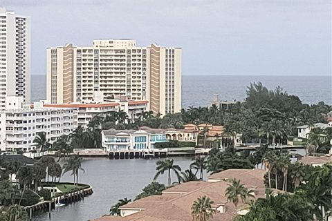 Copropriété à vendre à Aventura, Floride: 2 chambres, 121.7 m2 № 1348765 - photo 21