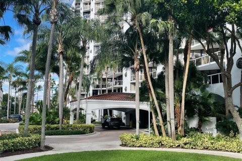 Condominio en venta en Aventura, Florida, 2 dormitorios, 121.7 m2 № 1348765 - foto 29