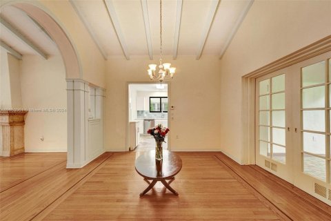 Casa en venta en Miami, Florida, 3 dormitorios, 130.99 m2 № 1348675 - foto 11