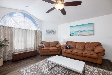 Condo in Kissimmee, Florida, 3 bedrooms  № 1277987 - photo 15