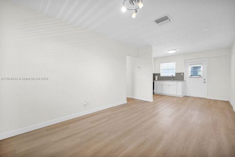 Copropriété à vendre à Hollywood, Floride: 1 chambre, 41.81 m2 № 1375767 - photo 14