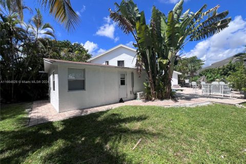 Propiedad comercial en alquiler en Miami, Florida, 1 dormitorio, 55.74 m2 № 1375764 - foto 4