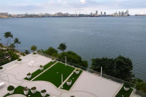 Condominio en venta en Miami, Florida, 1 dormitorio, 63.36 m2 № 1375854 - foto 12