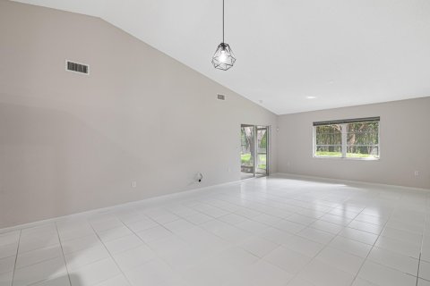 Villa ou maison à vendre à Boynton Beach, Floride: 2 chambres, 125.42 m2 № 1079315 - photo 30