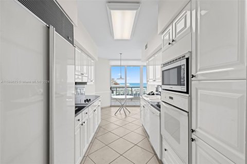 Condominio en venta en Miami Beach, Florida, 2 dormitorios, 162.58 m2 № 1225033 - foto 13