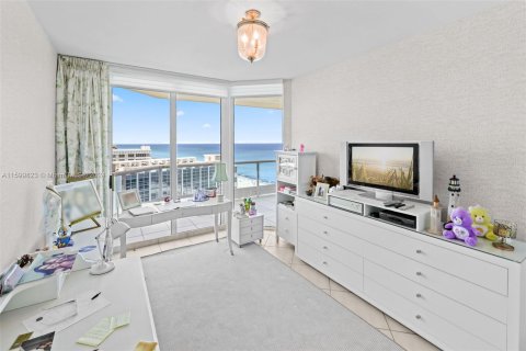 Condominio en venta en Miami Beach, Florida, 2 dormitorios, 162.58 m2 № 1225033 - foto 19