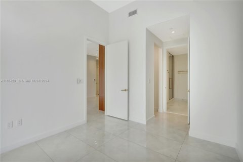 Copropriété à louer à Miami, Floride: 2 chambres № 1351668 - photo 28