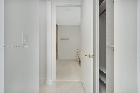 Copropriété à louer à Miami, Floride: 2 chambres № 1351668 - photo 27