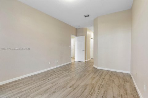 Copropriété à louer à Dania Beach, Floride: 2 chambres, 94.3 m2 № 1351670 - photo 26