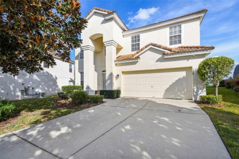 Villa ou maison à vendre à Kissimmee, Floride: 6 chambres, 261.24 m2 № 1353422 - photo 1