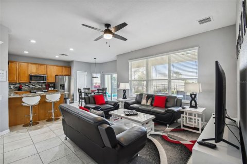 Villa ou maison à vendre à Kissimmee, Floride: 6 chambres, 261.24 m2 № 1353422 - photo 19